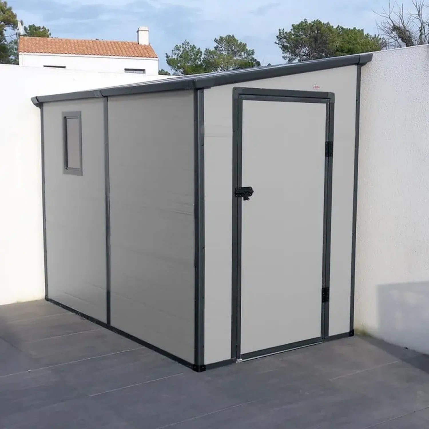 Abri de Jardin en Résine Gris Clair avec Fenêtre, Aération et Kit de Fondation, Structure en Acier Galvanisé